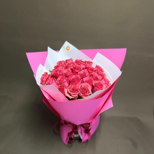 Букет из 25 малиновых Голландских роз