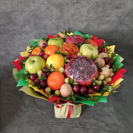 A fruity bouquet,"Bright taste"