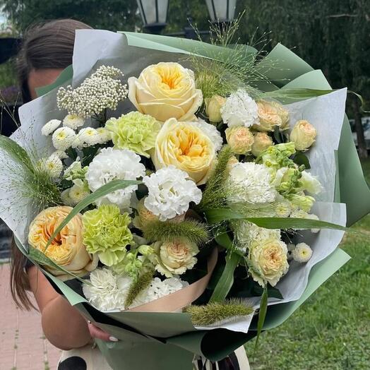 Букет Солнечный с пионовидными розами
