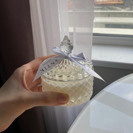 Candle box made of soy wax