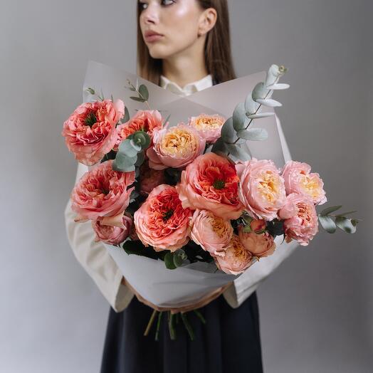Bouquet of Mandarin and Juliet bush Roses