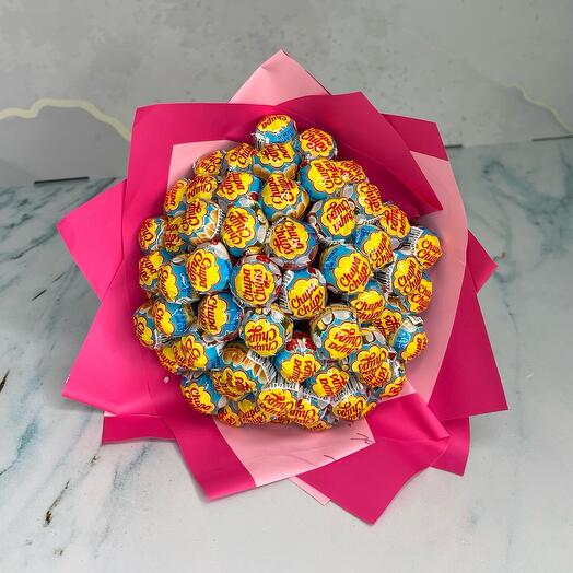 Букет из 61 чупа чупса