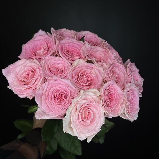 Bouquet of 15 White and Pink Mandala roses
