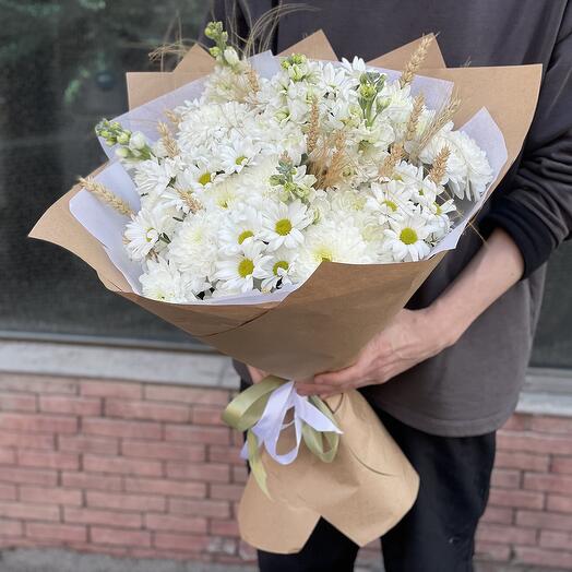 Bouquet "White in craft"