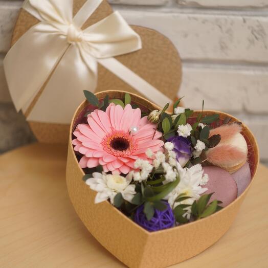 Сладкий подарок