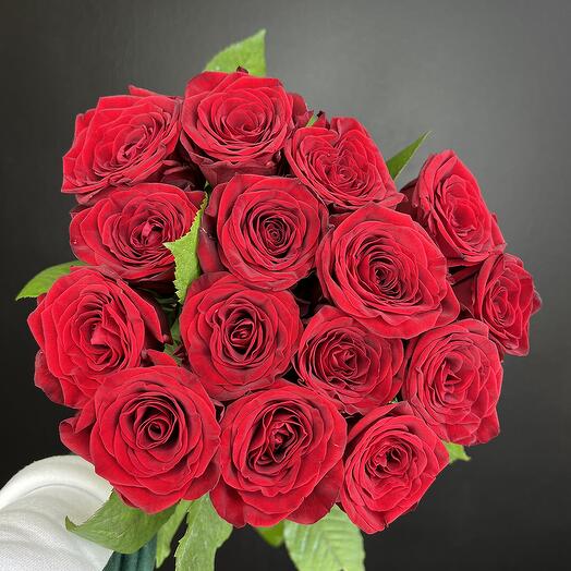 Ramo de 15 rosas rojas red Naomi