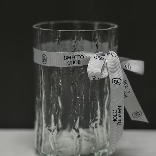 Ваза из стекла