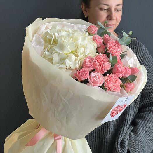 🌺Дуобукет из гортензии, кустовой пионовидной розы и диантусов🧚🏻