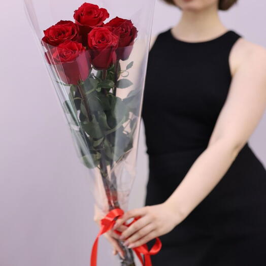 Пять метровых роз