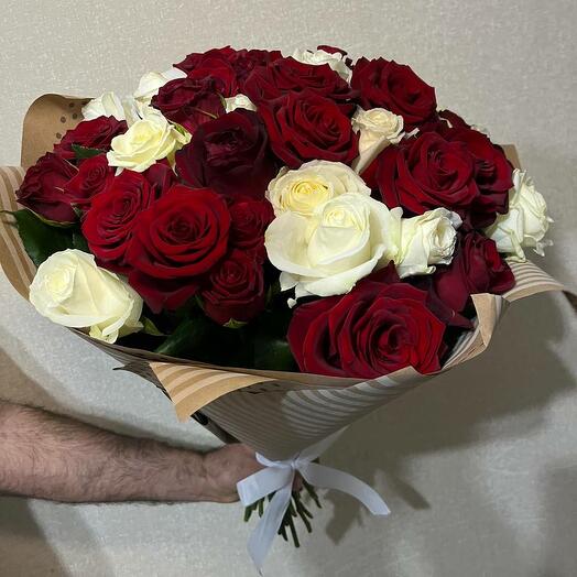 Шикарный букет из 41 роза