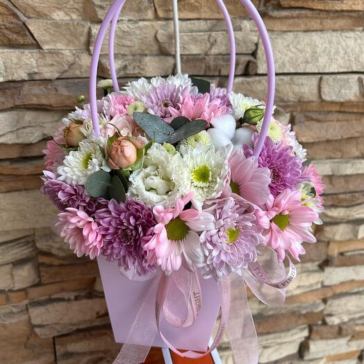 Нежная сумка с цветами