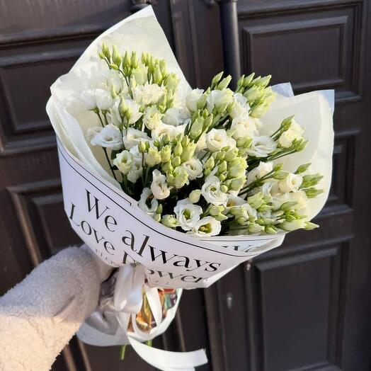 Букет белой эустомы 19 веточек