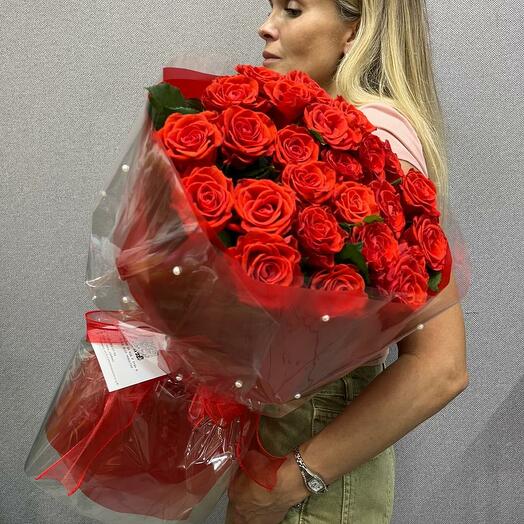 Букет из 25 ажурных роз