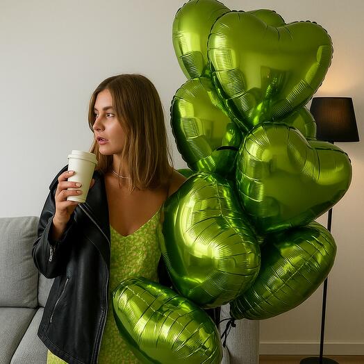 10 фольгированных сердец 💚 цвет можно изменить