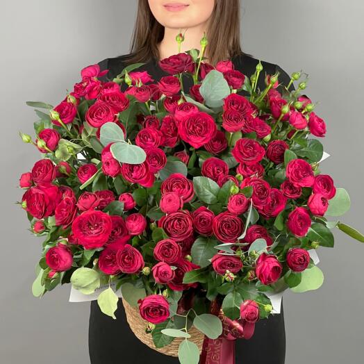 Цветы Букет Art Flowers Спрей розы в корзине 21 шт