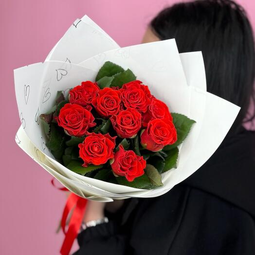 Ramo de 9 rosas rojas rizadas