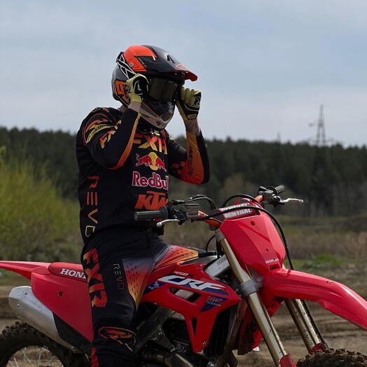 Подарочный сертификат «Тренировка по мотокроссу» (1 час 30 минут, 1 человек (в группе))