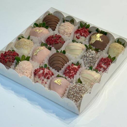 Набор клубники в шоколаде на 14 февраля