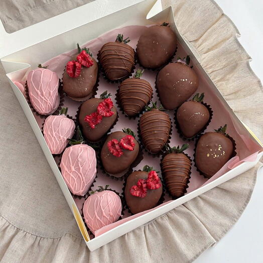 Клубника в шоколаде 16 шт 🍓