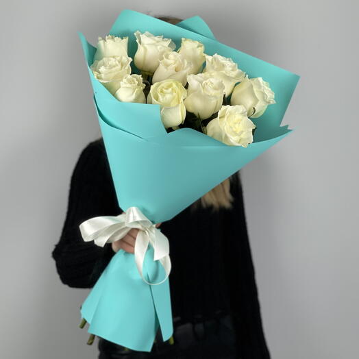 Букет из 11 премиальных белых роз 60см (45)