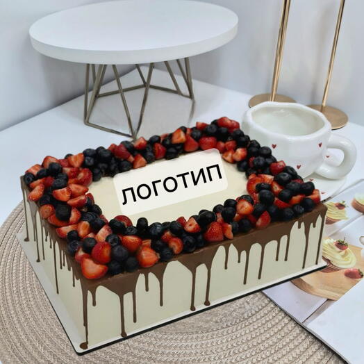 Торт на корпоратив с логотипом компании