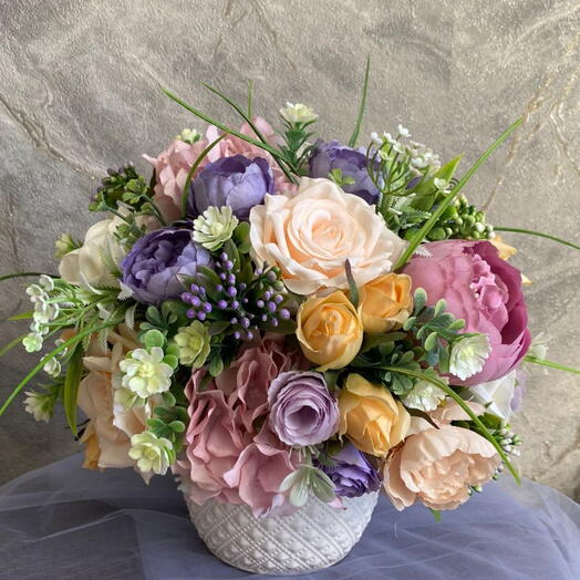 Композиция из искусственных цветов Real touch