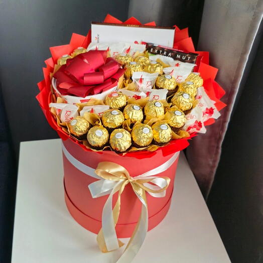 Сладкий подарок Ферреро Роше и Рафаэло