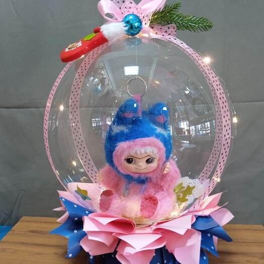 Игрушка в шаре "Монстрик"