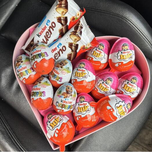 Коробочка со сладостями