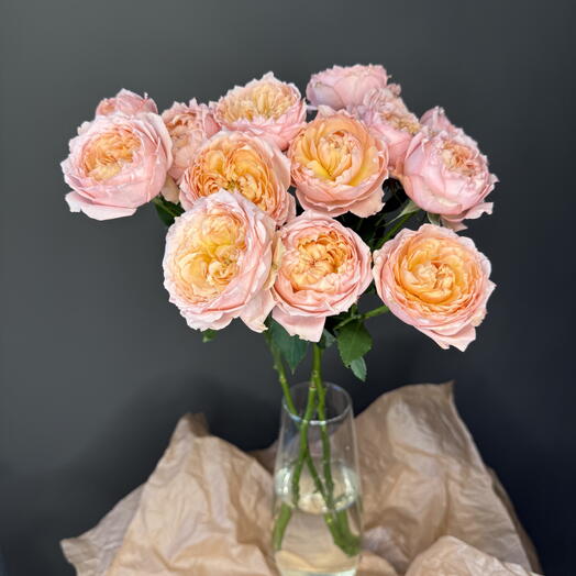 «Сразу в вазу» 3 пионовидные кустовые розы