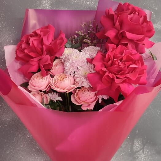 Букет с малиновыми французскими розами🌺