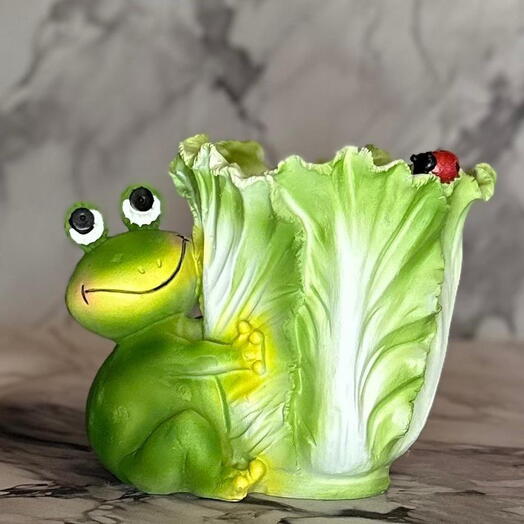 Декоративное кашпо "Лягушка с капустным листом"