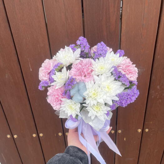 Композиция стойких цветов