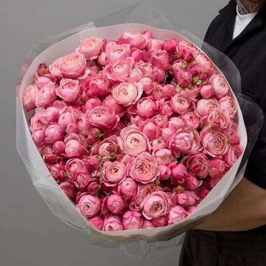 Большой букет из 29 кустовых пион. роз Silva pink