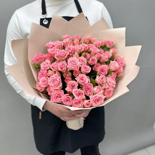 Букет кустовых роз Лидия 25шт Flowerstorg N724