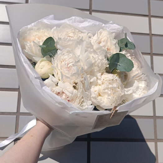 Белый лебедь 🦢 Нежный букет с белыми ароматныйми пионами 🤍Белые пионы