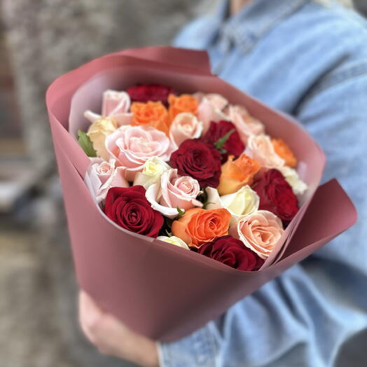 Букет из 25 роз микс