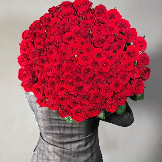 Букет из 101 розы Red Naomi