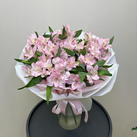 Нежные альстромерии-9 веток
