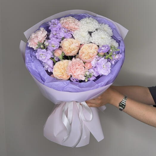 Цветение нежности S 💜 ароматная матиола, кустовая пионовидная роза, хризантема и диантусы