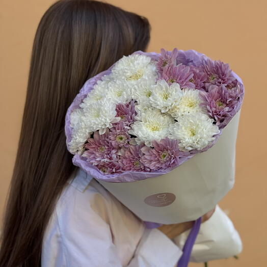 Сиреневый моно буки из кустовых хризантем
