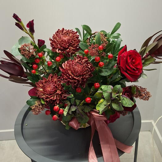 Бордовая корзина (05896)