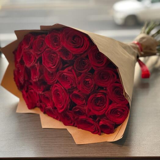Bouquet of 35 roses