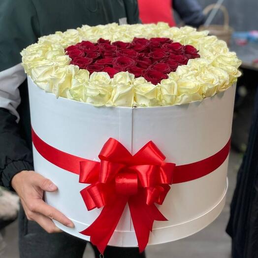 101 роза в коробке сердца
