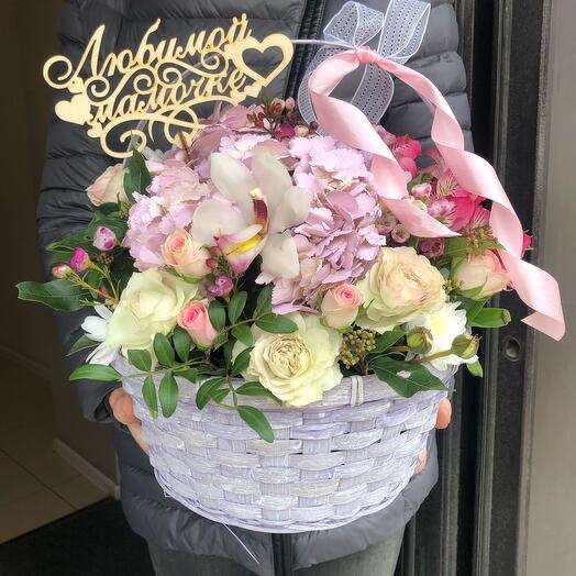 Basket with flowers