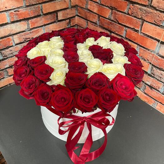Rose in a box of 51pcs