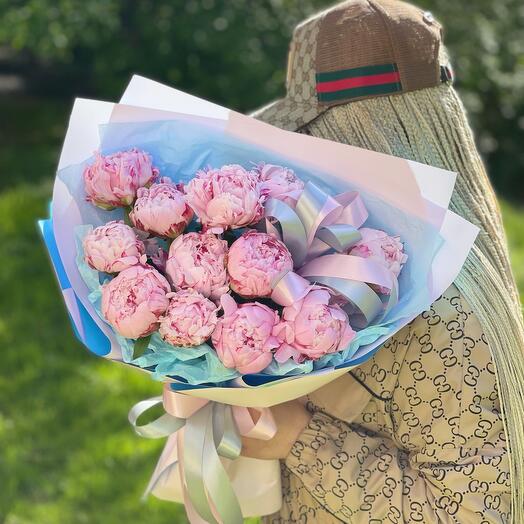 Стильные пионы 🌸