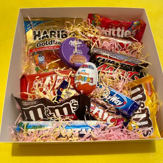 Коробка со сладостями