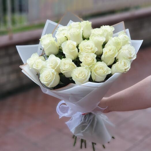 Ramo de 25 rosas blancas
