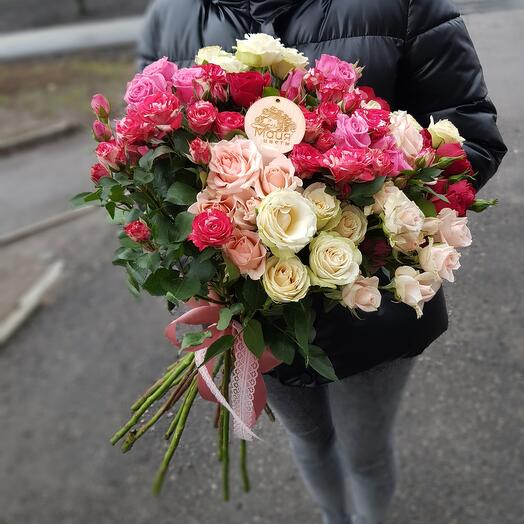Розы кустовые микс